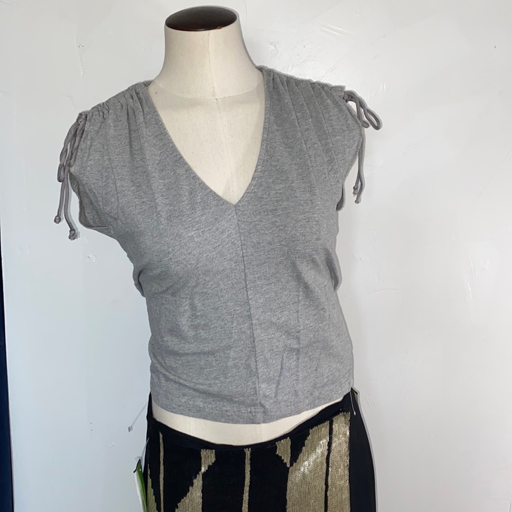 Cute veronica beard jeans size xs heather gray vneck tshirt